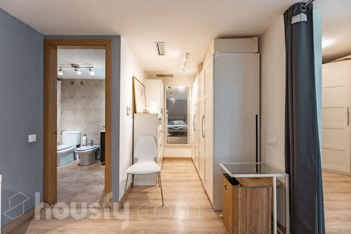 Duplexes for sale in L'Hospitalet de Llobregat  with Air Conditioner, Heating and Parquet flooring