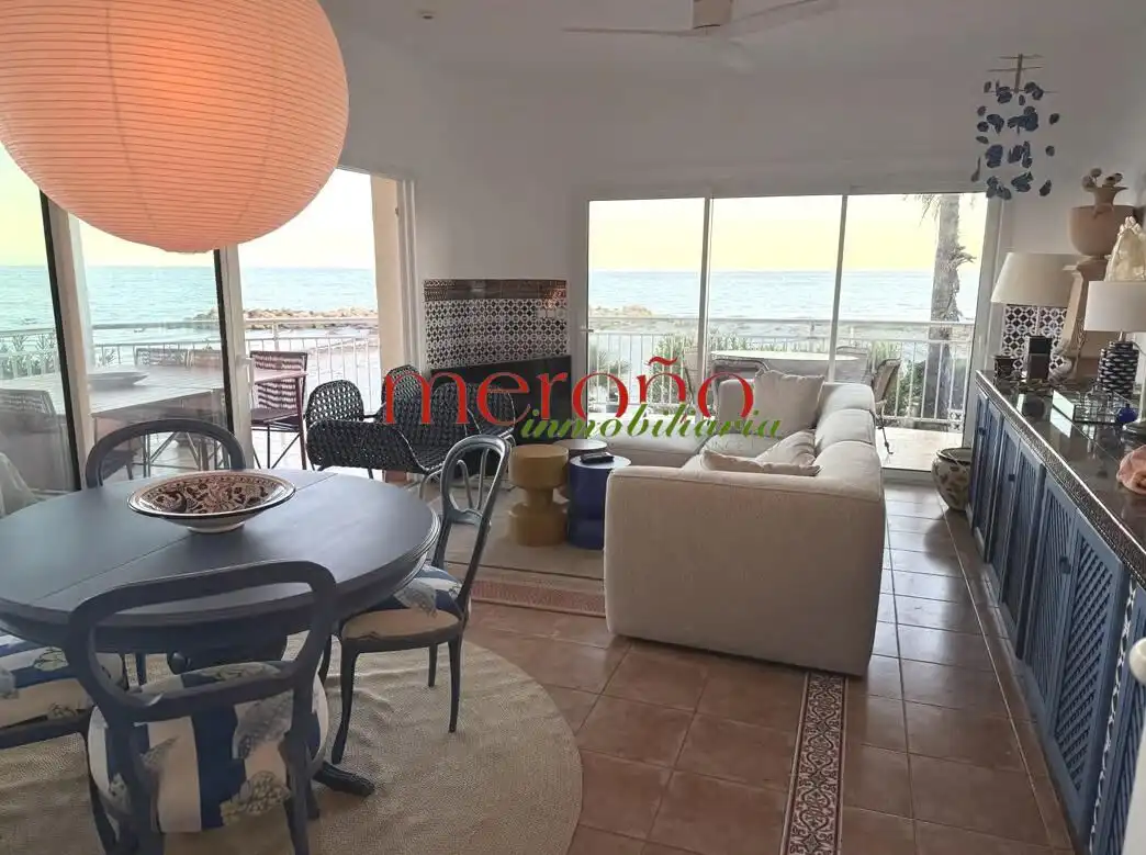 Sala d'estar de Apartament de lloguer en Santa Pola amb Terrassa i Moblat