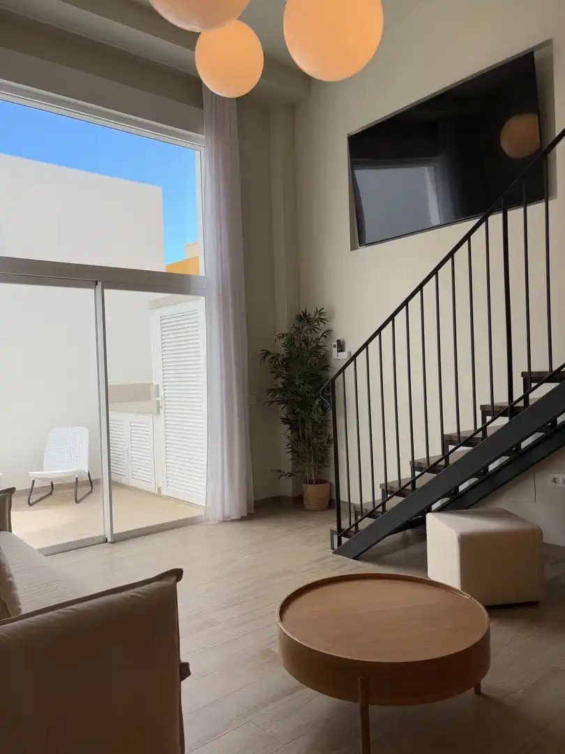 Dúplex de alquiler en L'Alfàs del Pi con Aire acondicionado, Trastero y Amueblado