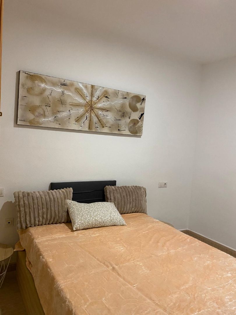 Dormitori de Pis de lloguer en Fuente Álamo de Murcia amb Moblat, Forn i Rentadora