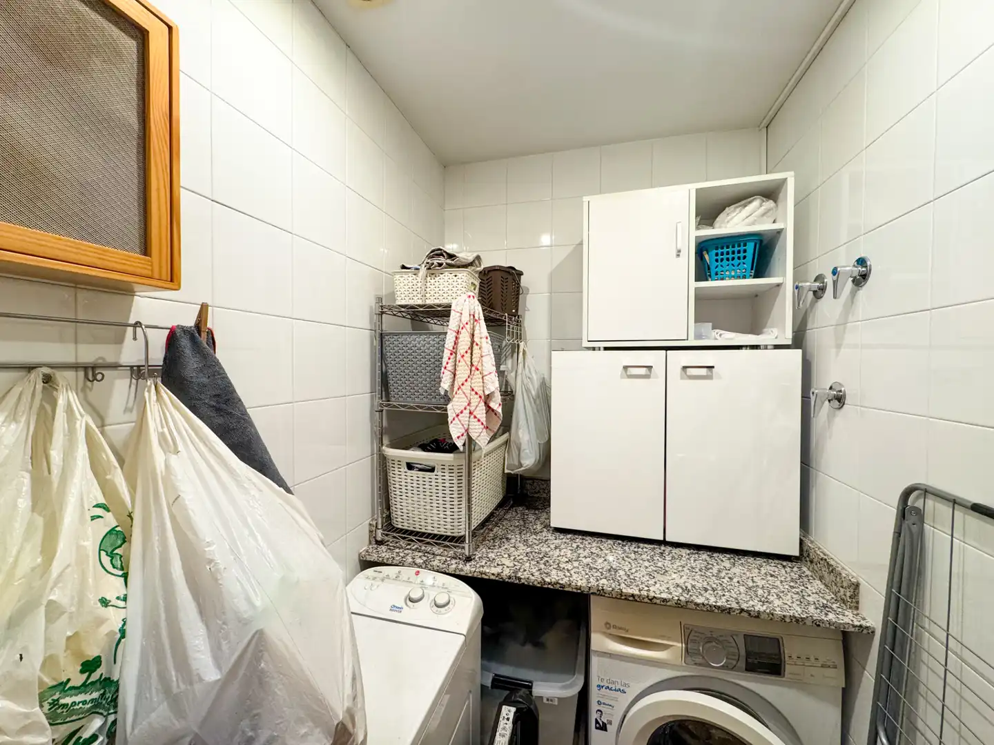 Küche von Dachboden zum Verkauf in Sentmenat mit Klimaanlage, Heizung und Balkon