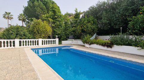 Casa de campo con 200m2, parcela de 6000m2 con piscina