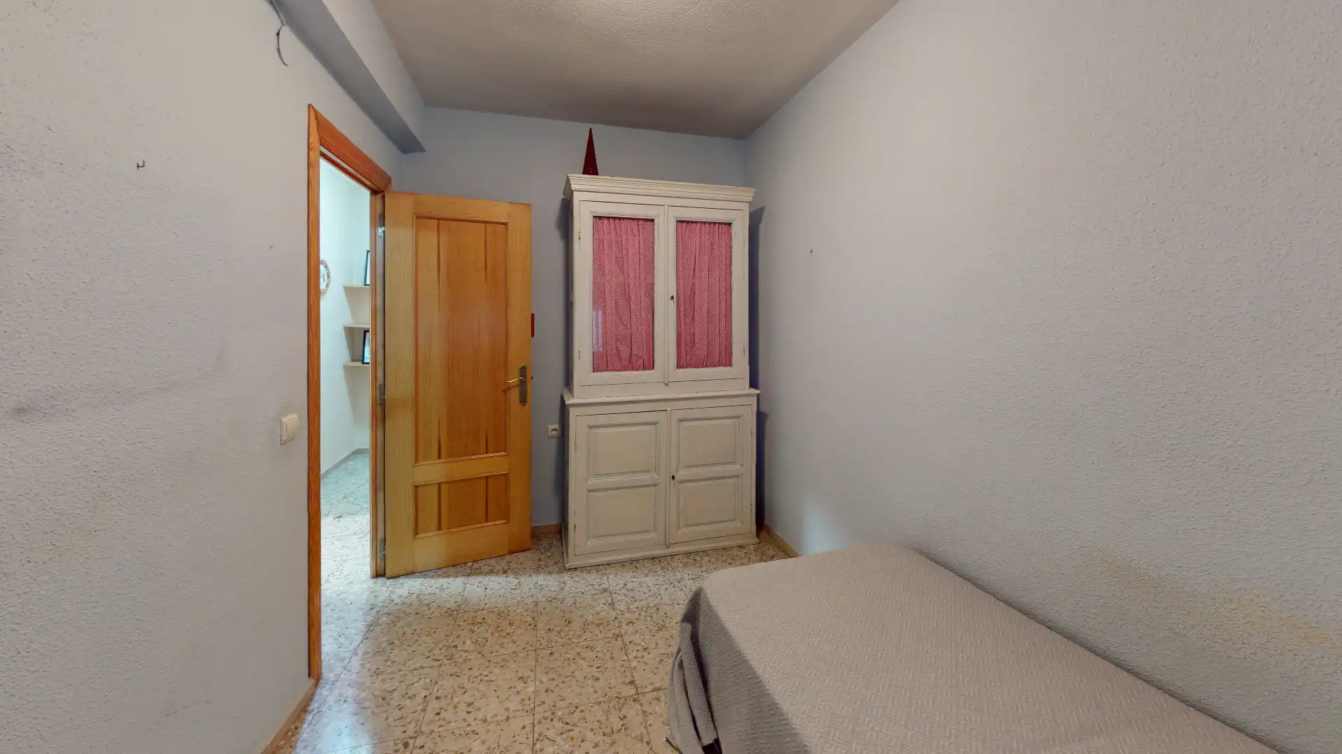 Habitación de Piso en venta en Alicante / Alacant con Aire acondicionado y Amueblado