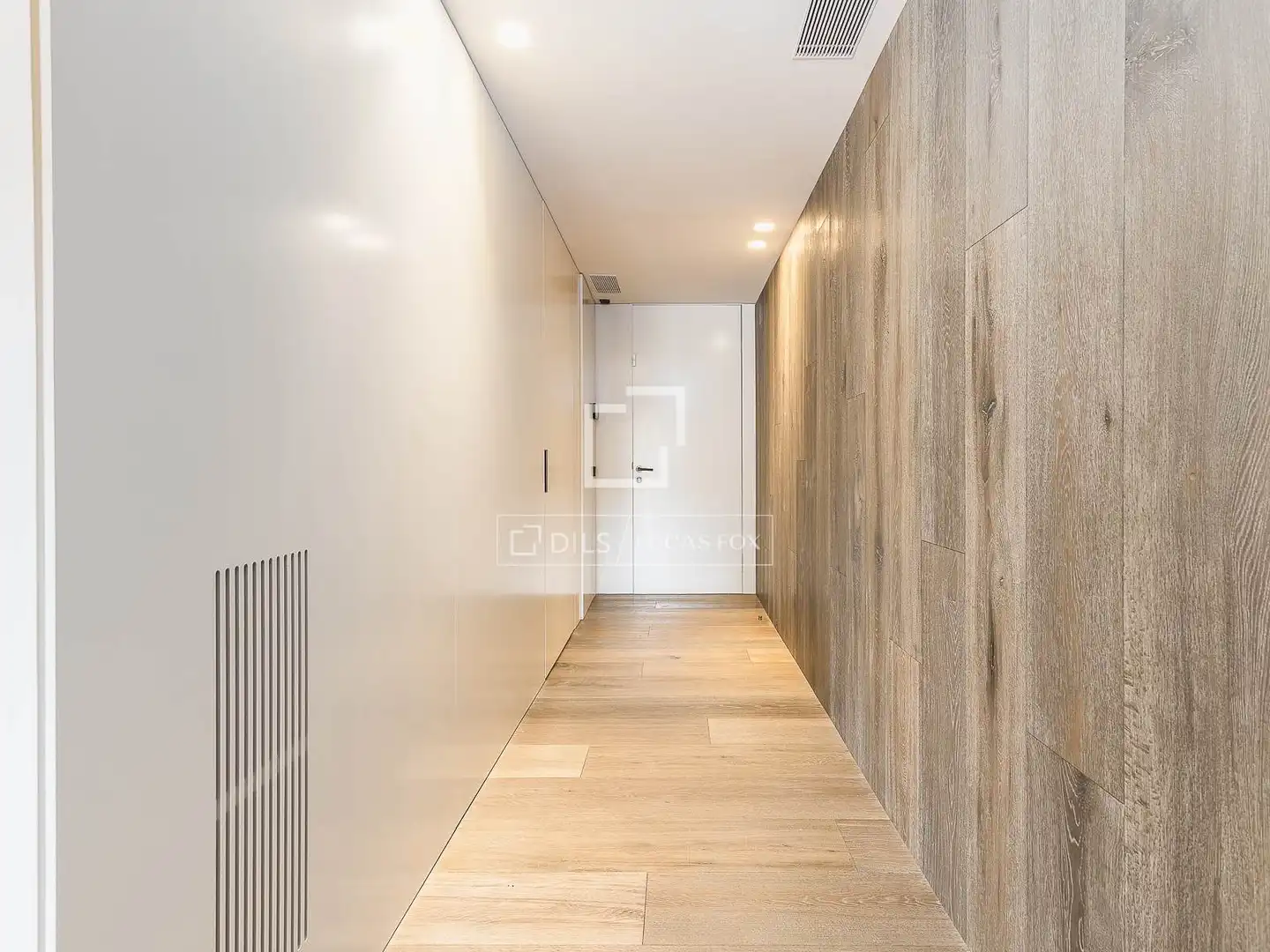 Piso en venta en Barcelona con Aire acondicionado, Calefacción y Terraza
