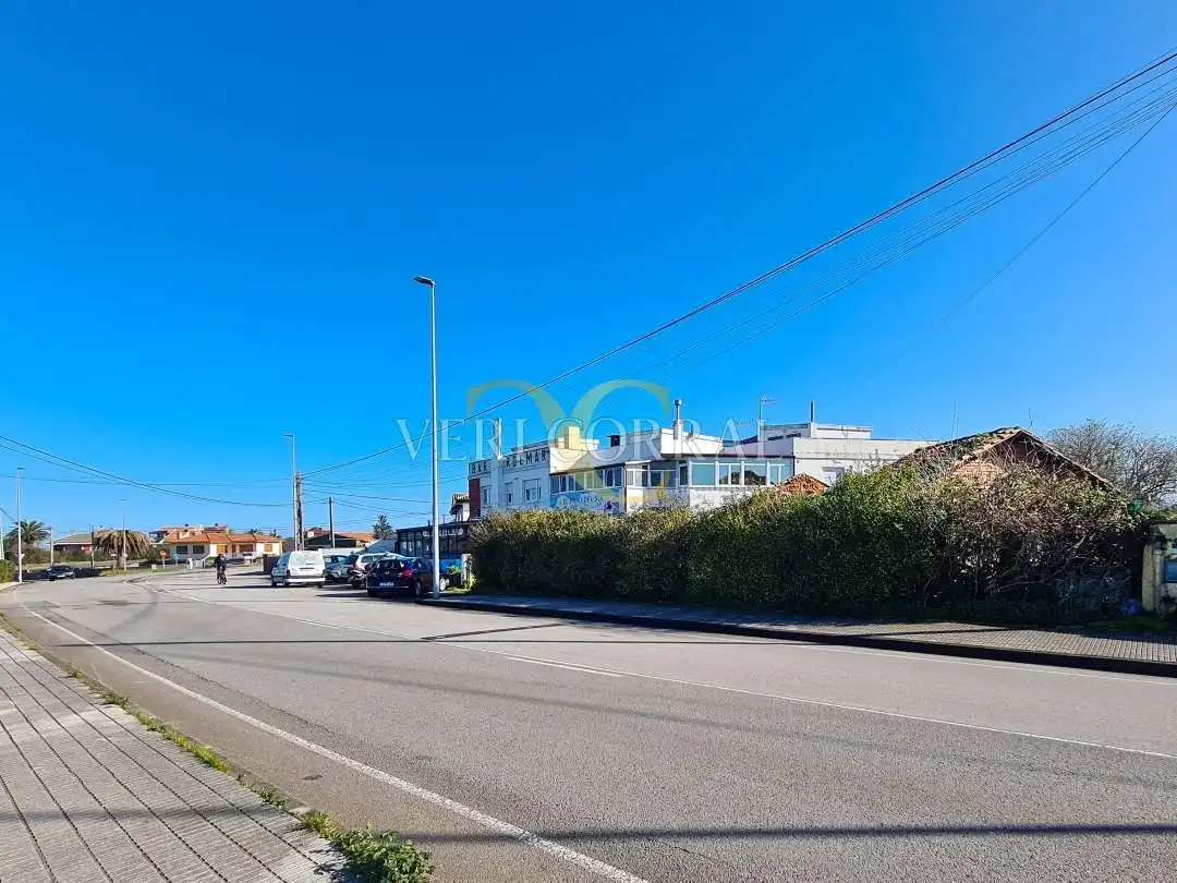 Vista exterior de Terreno en venta en Gijón 