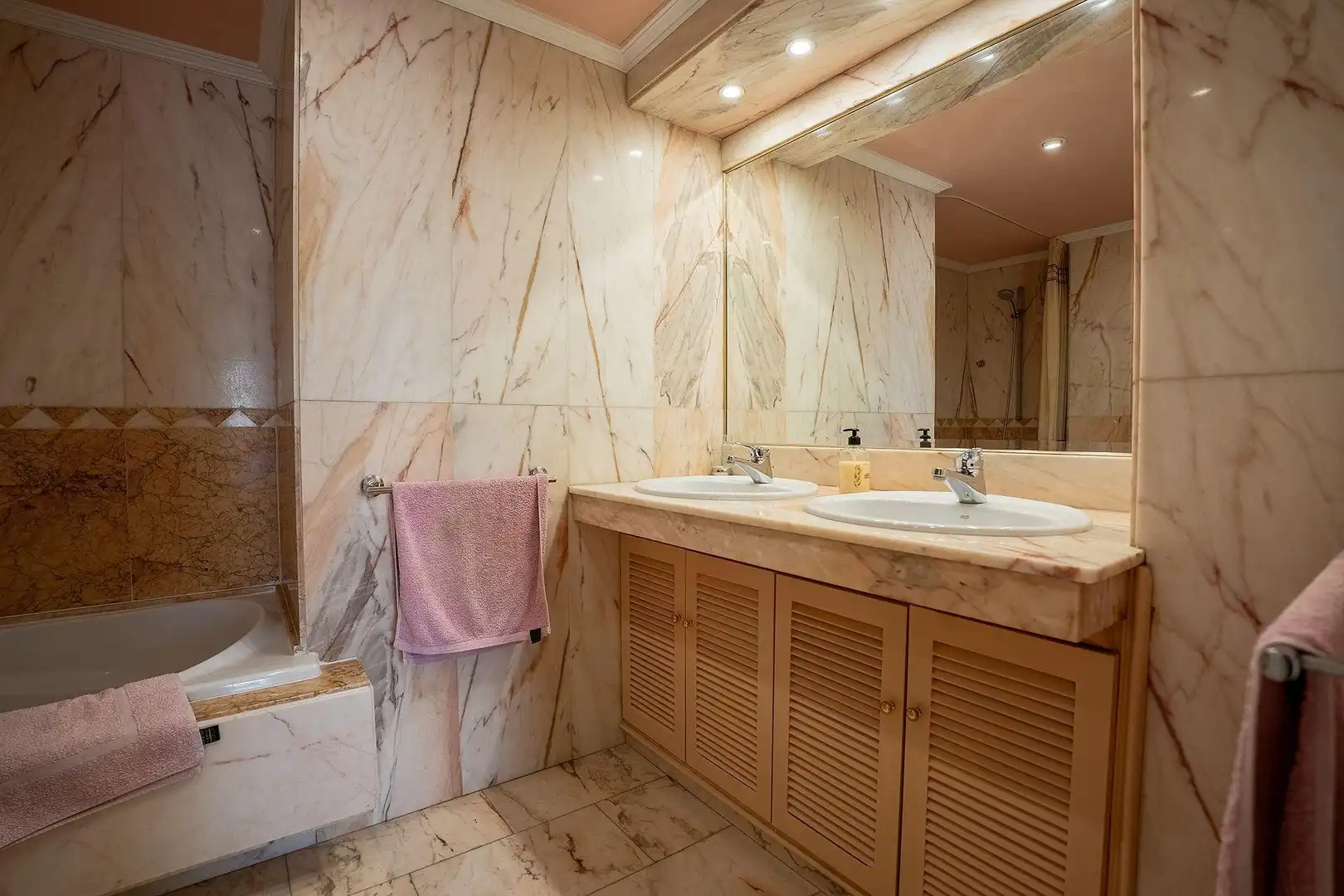 Baño de Piso en venta en Alicante / Alacant con Jardín privado y Trastero