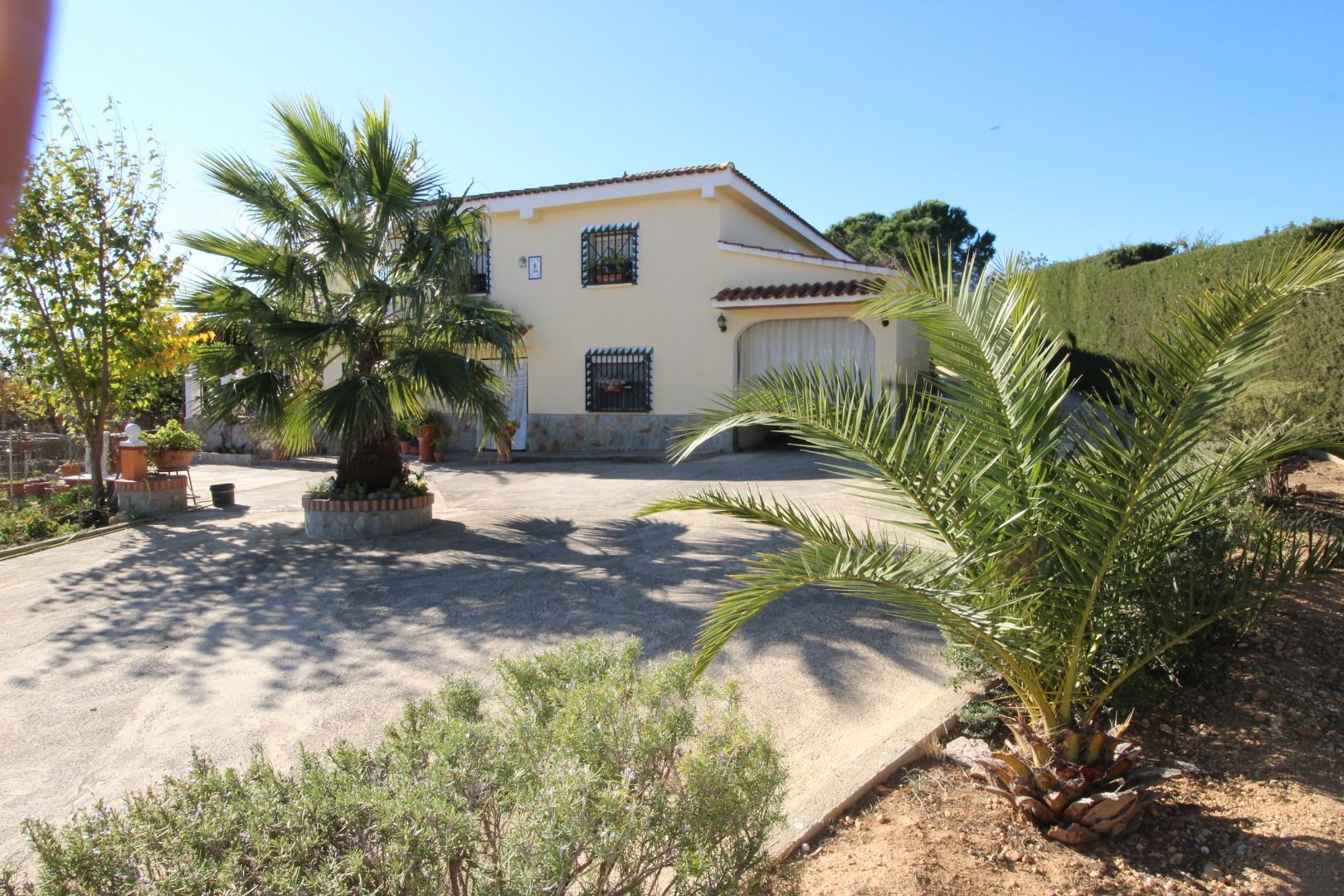 Vista exterior de Casa o chalet en venta en Chiva con Jardín privado, Terraza y Trastero