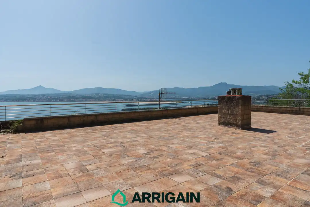 Terrace of Houses for sale in Hondarribia  with Heating, Private garden and Terrace