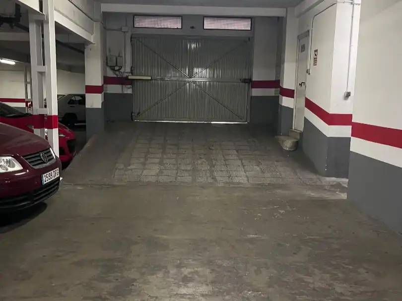 Parkplatz von Garage zur Miete in Albacete