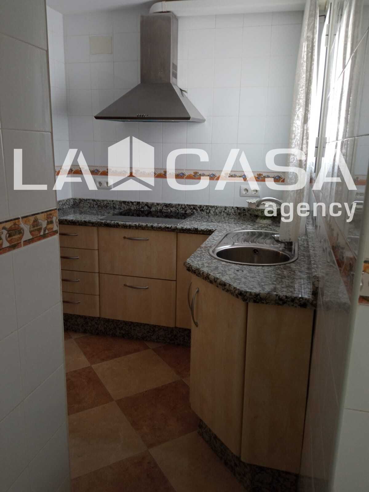 Cuina de Pis en venda en Dos Hermanas amb Aire condicionat