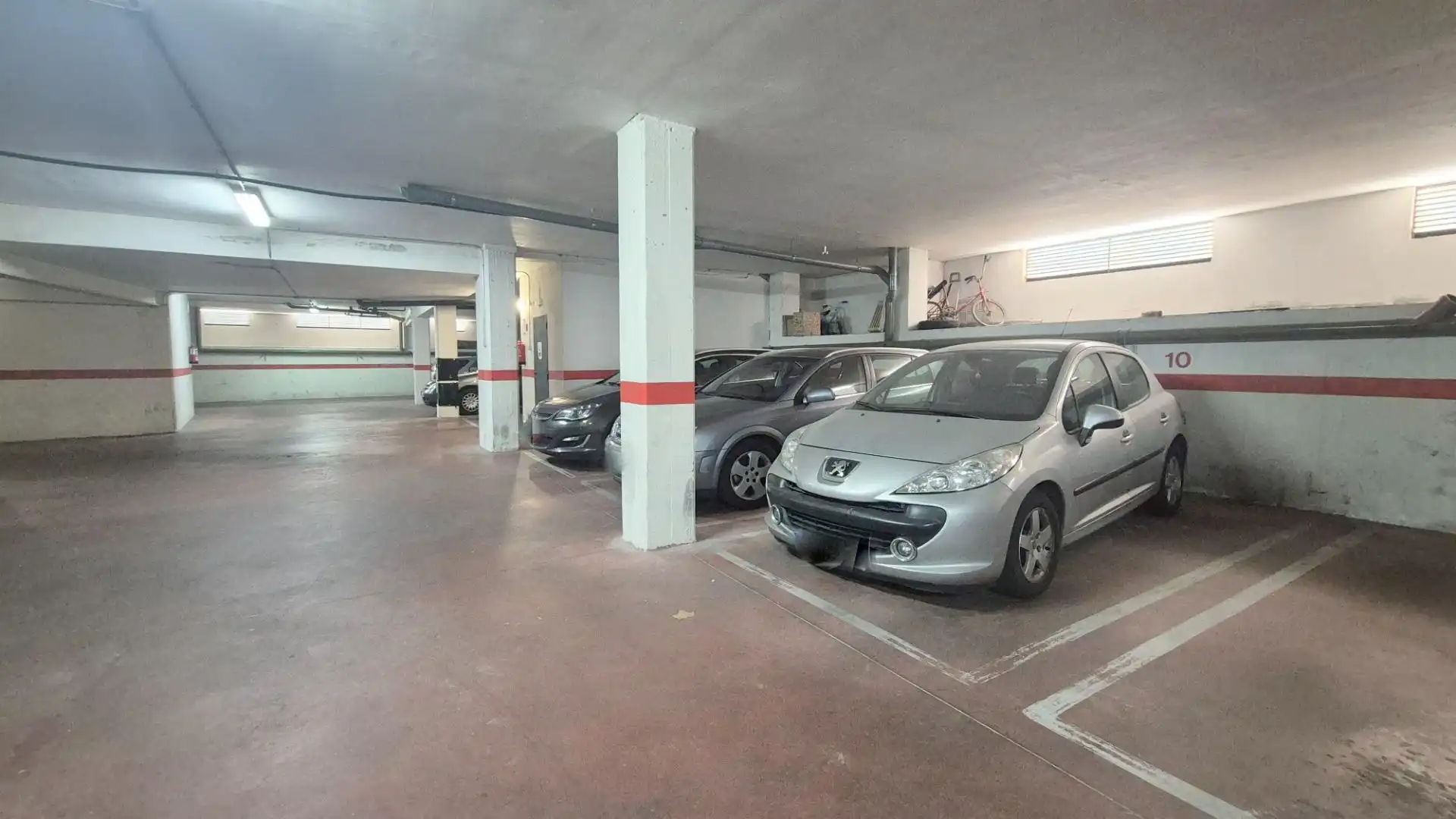 Parking of Flat for sale in Salamanca  with Heating and Balcony