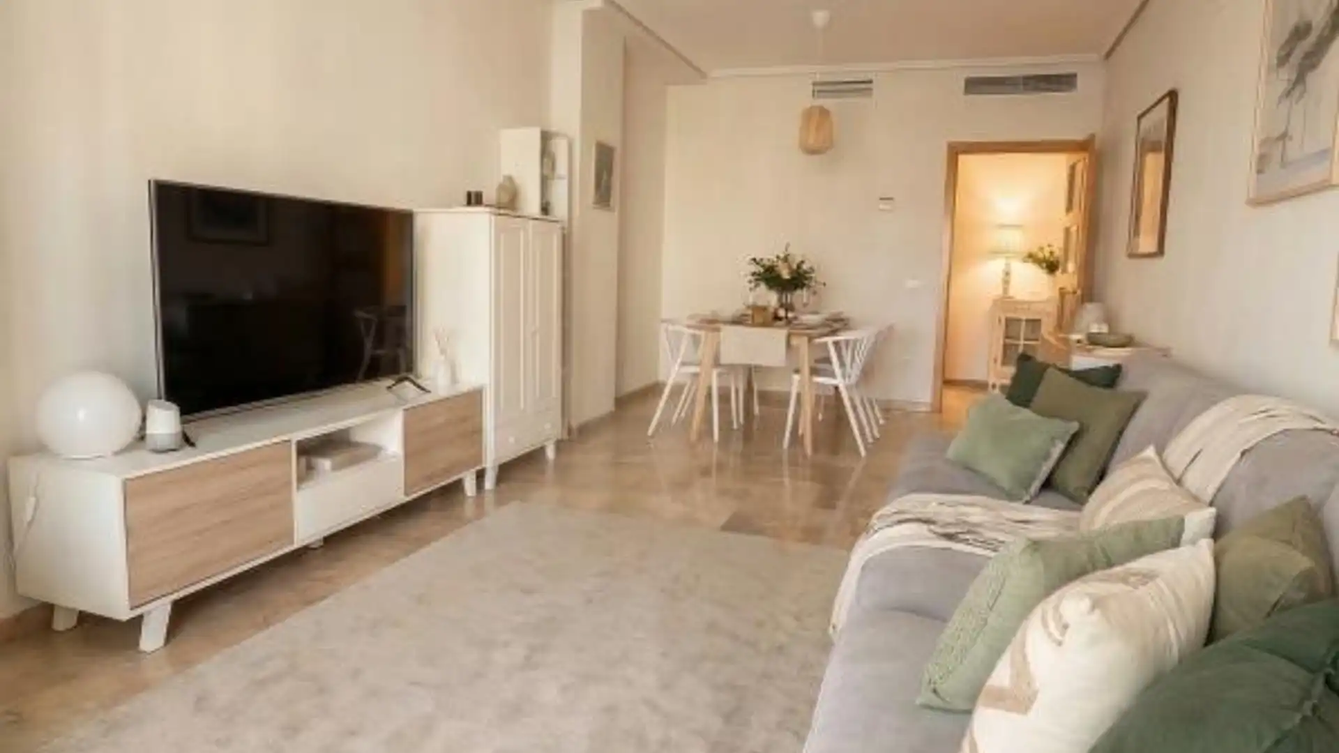 Sala de estar de Piso en venta en  Valencia Capital con Aire acondicionado, Calefacción y Amueblado