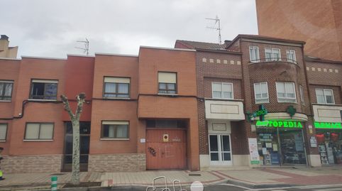 Foto 2 de Garaje en venta en Calle Fuente el Sol, La Victoria - Puente Jardín, Valladolid Capital