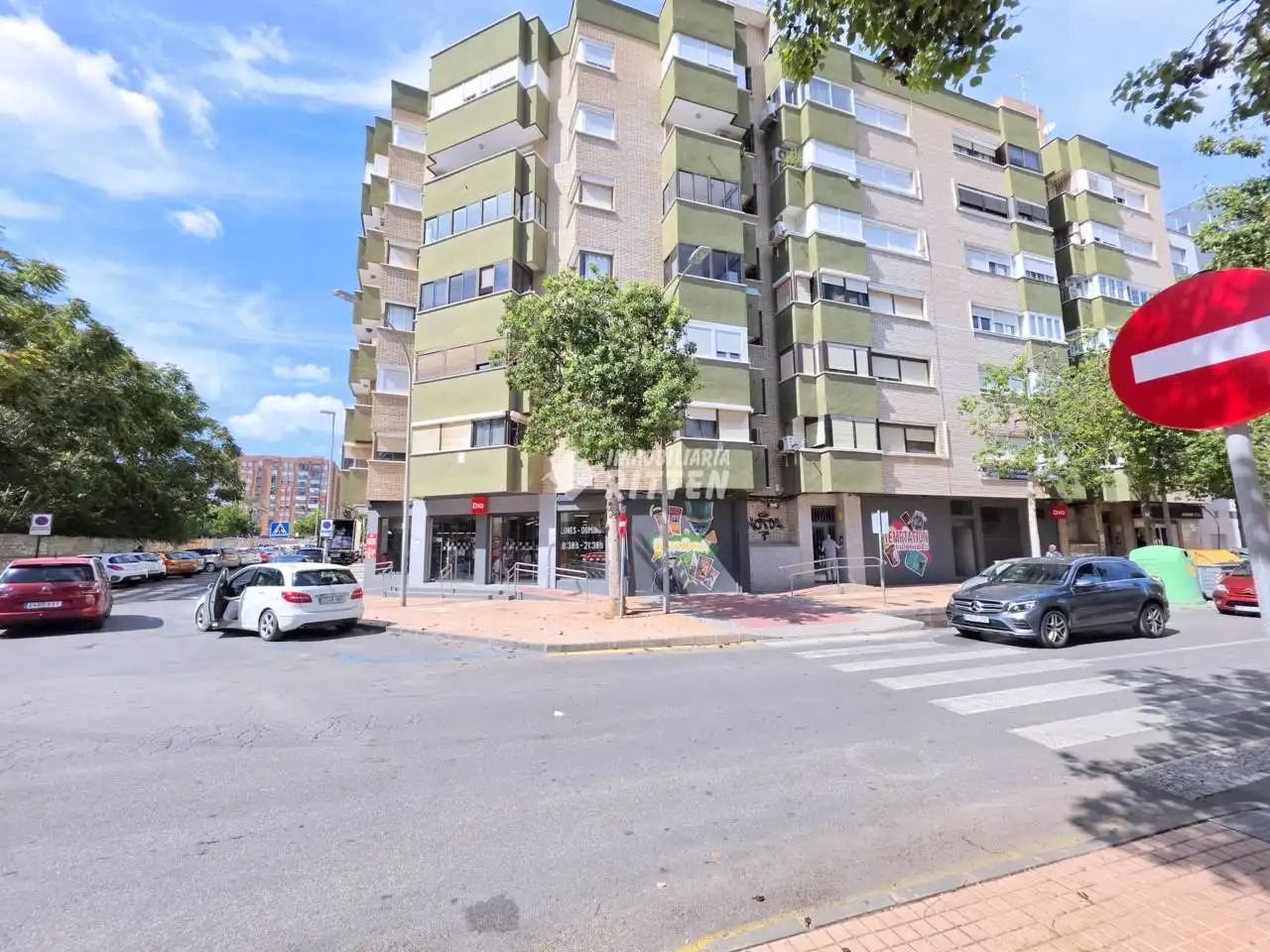 Flat with terrace for sale in Calle Ramón y Cajal 25, imagen 2