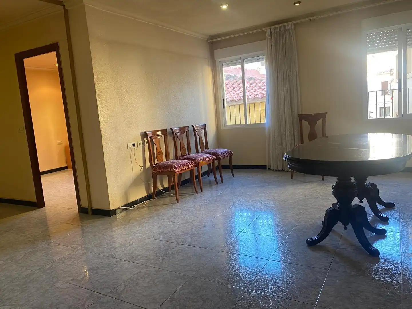 Sala d'estar de Casa o xalet en venda en Petrer amb Aire condicionat i Balcó