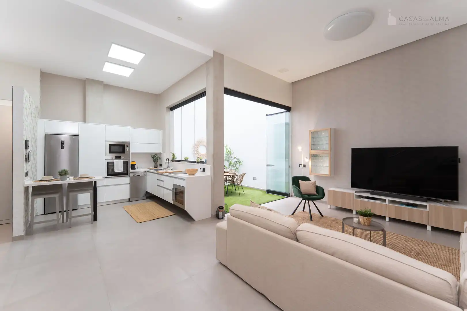 Wohnzimmer von Einfamilien-Reihenhaus zum Verkauf in Las Palmas de Gran Canaria mit Klimaanlage, Terrasse und Abstellraum