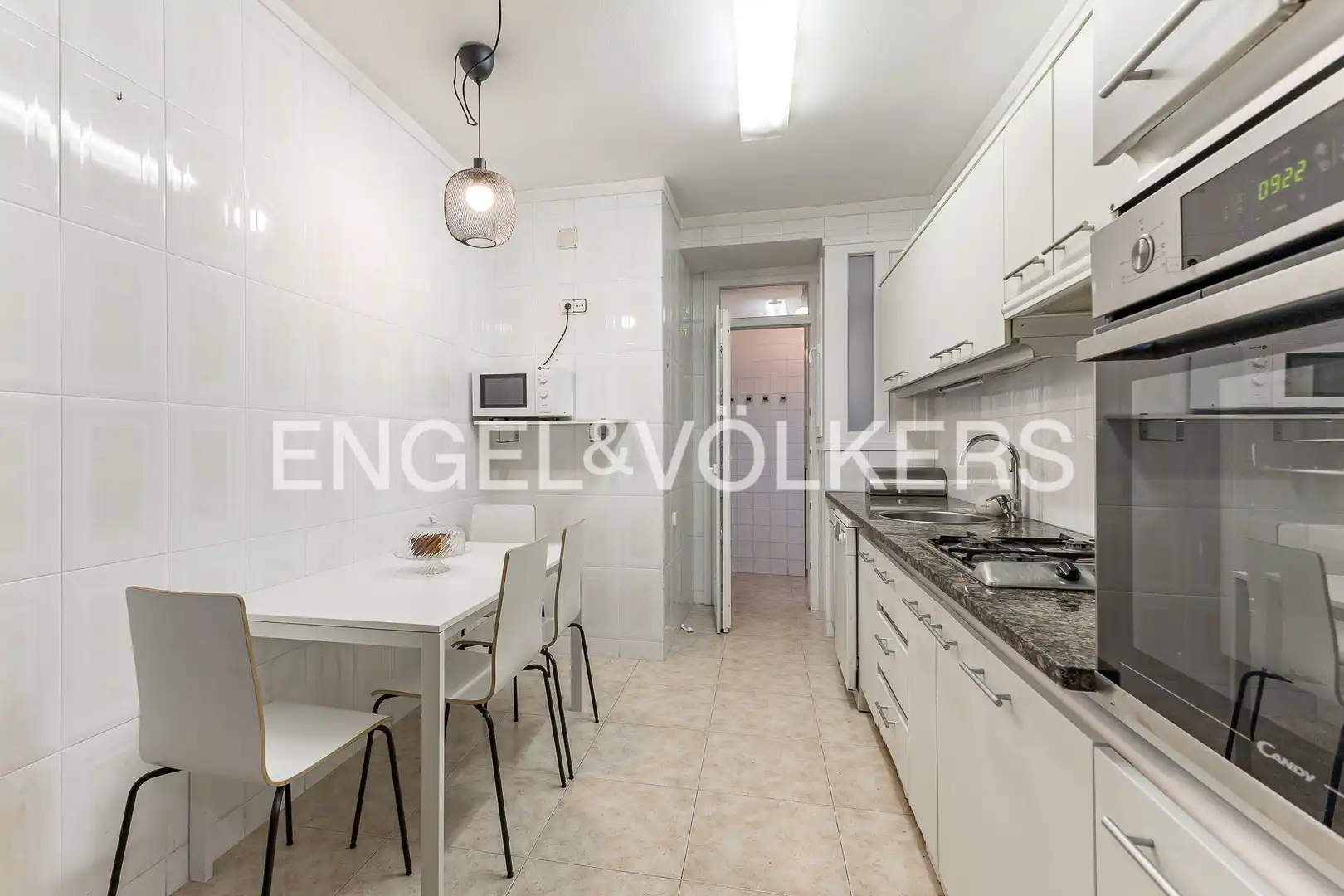 Cocina de Piso en venta en Barcelona con Calefacción, Parquet y Amueblado
