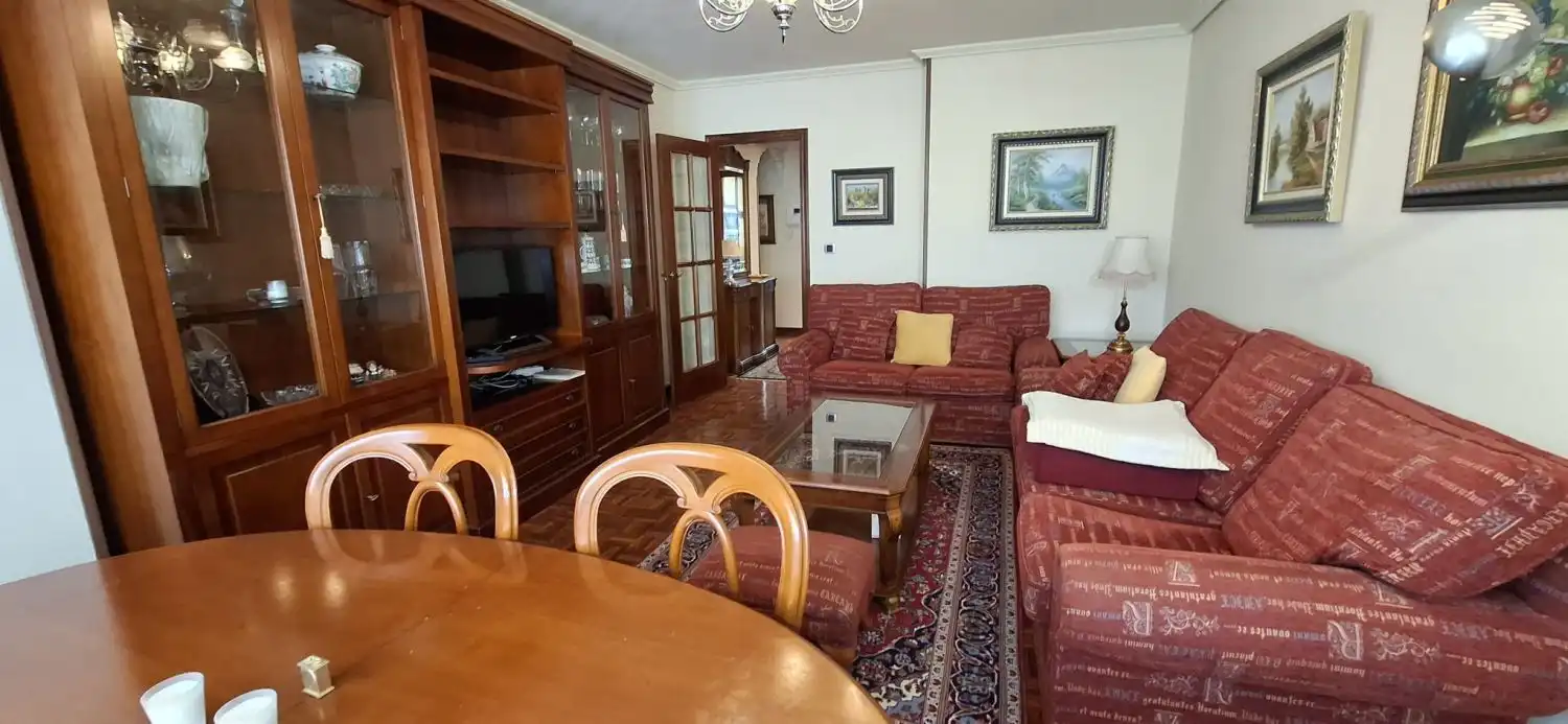 Sala d'estar de Pis en venda en A Coruña Capital  amb Calefacció