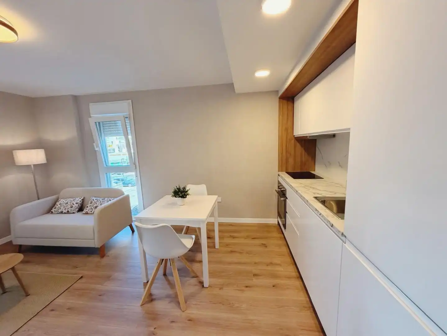 Apartamento con terraza en venta en Avenida Avenida Gamonal, imagen 8