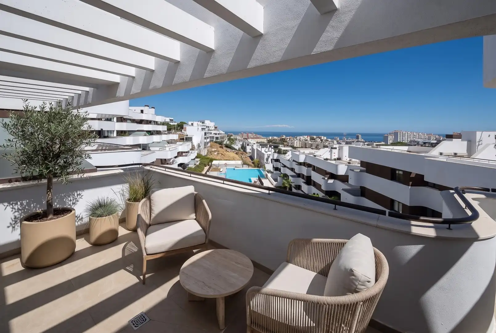 Terraza de Ático en venta en Estepona con Aire acondicionado, Terraza y Piscina