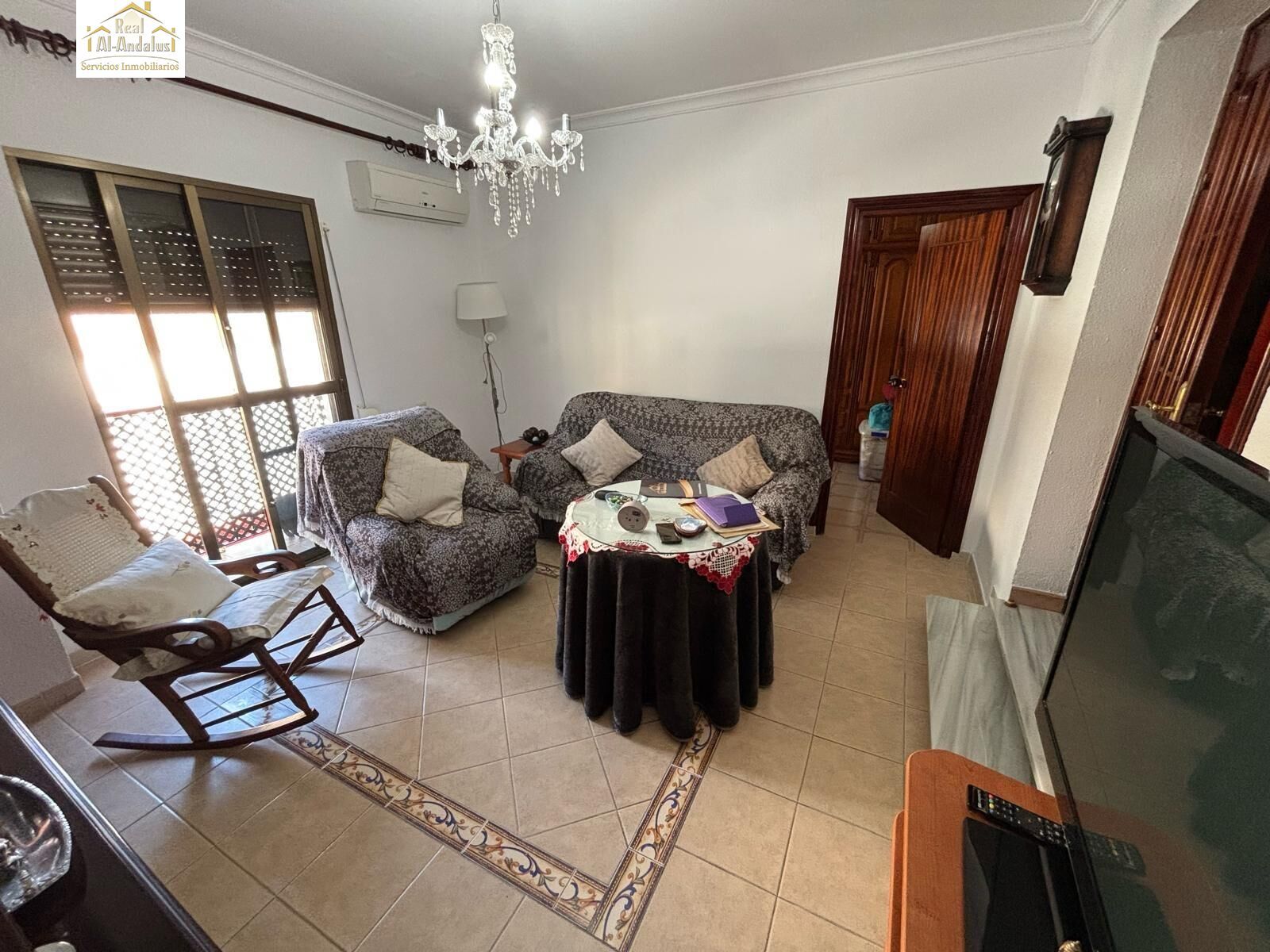 Sala d'estar de Casa o xalet en venda en Puerto Real amb Aire condicionat, Terrassa i Traster