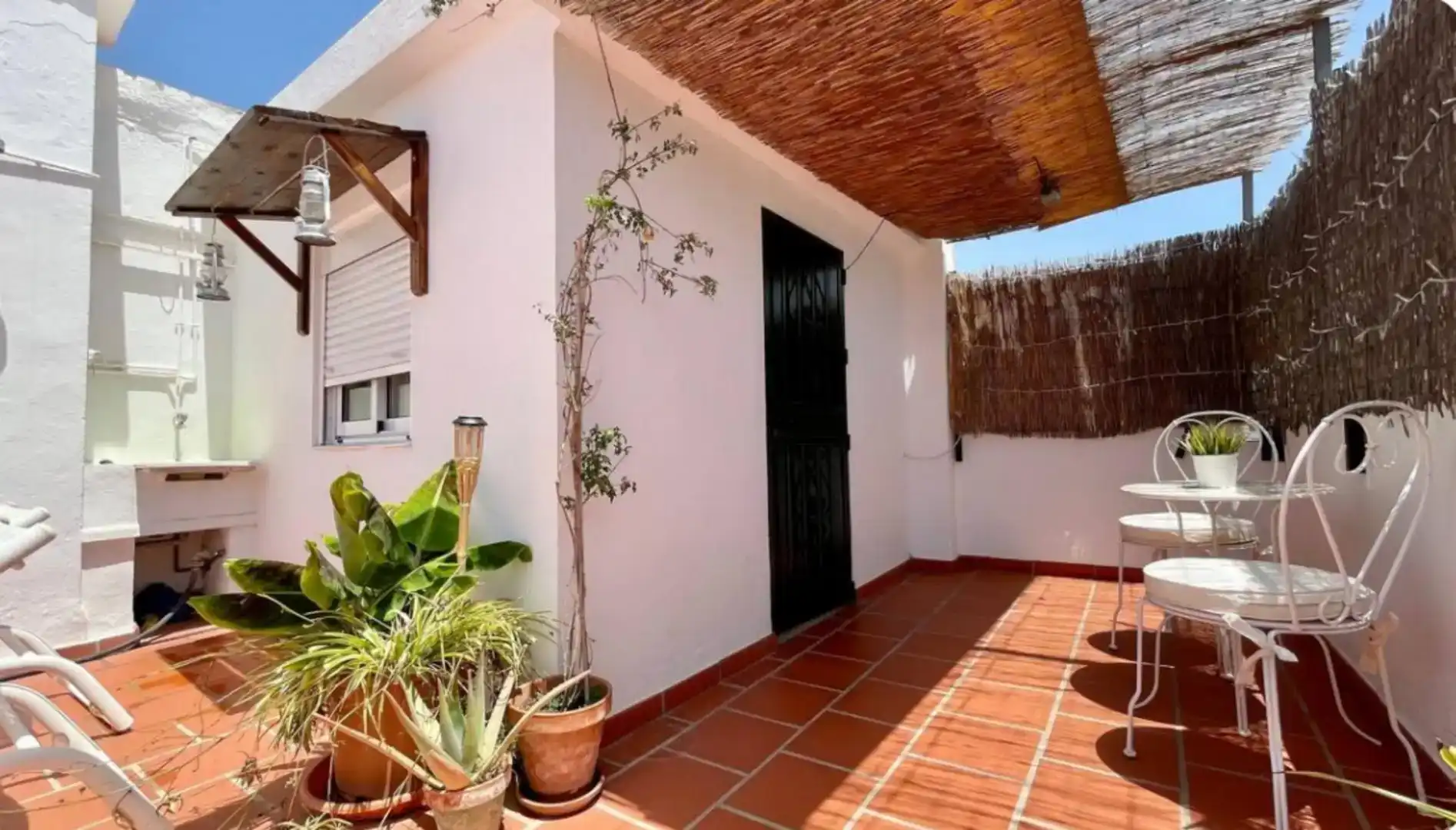 Terrassa de Àtic per a compartir en Marbella amb Aire condicionat, Moblat i Forn
