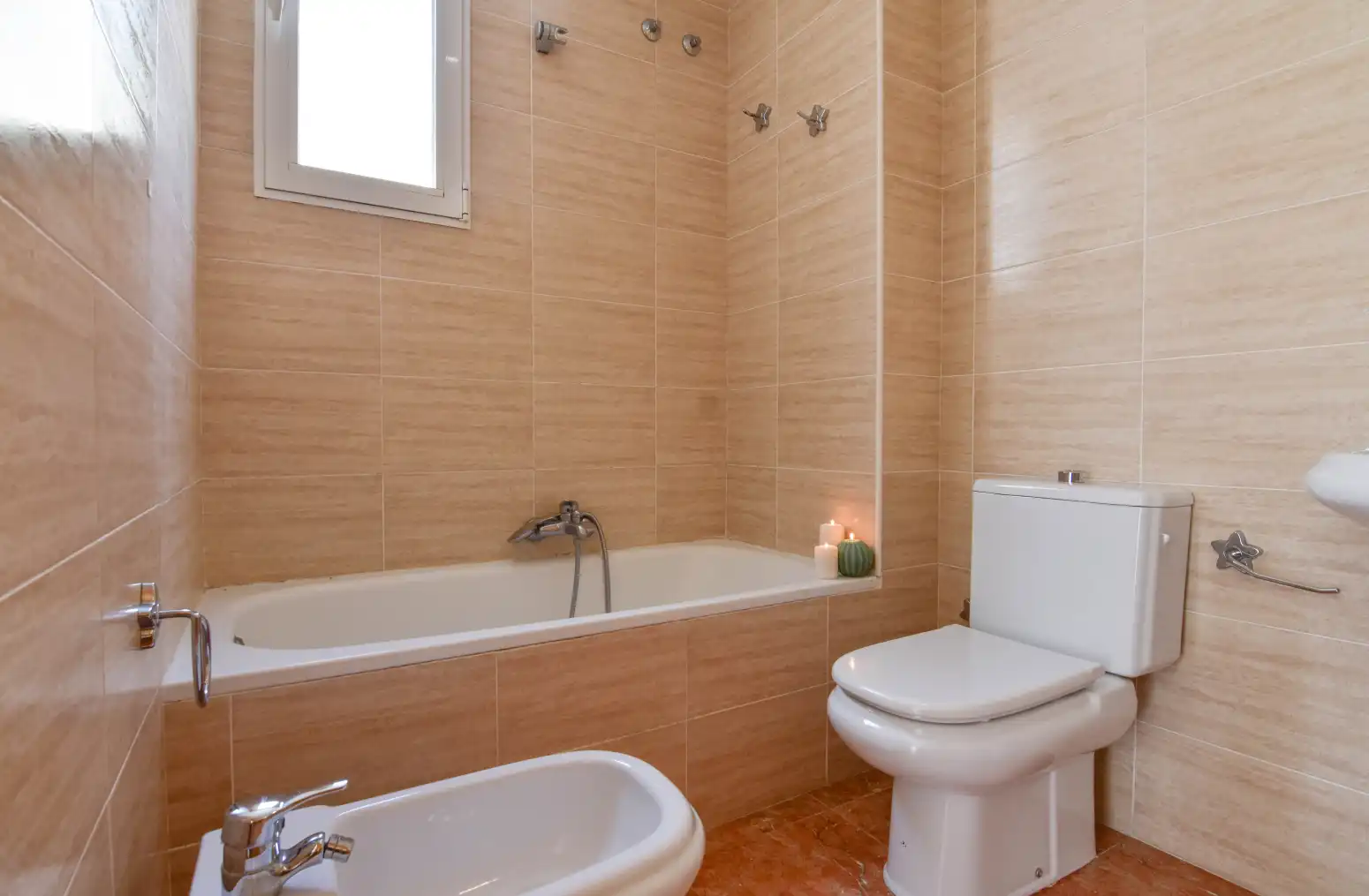 Bathroom of Detached homes for sale in Emperador  with Heating, Terrace and Balcony