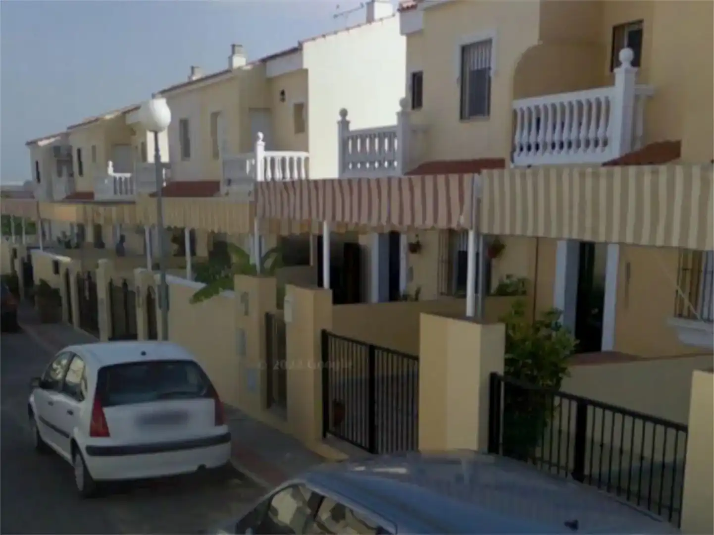 Vista exterior de Casa adosada en venda en Chucena amb Aire condicionat i Balcó