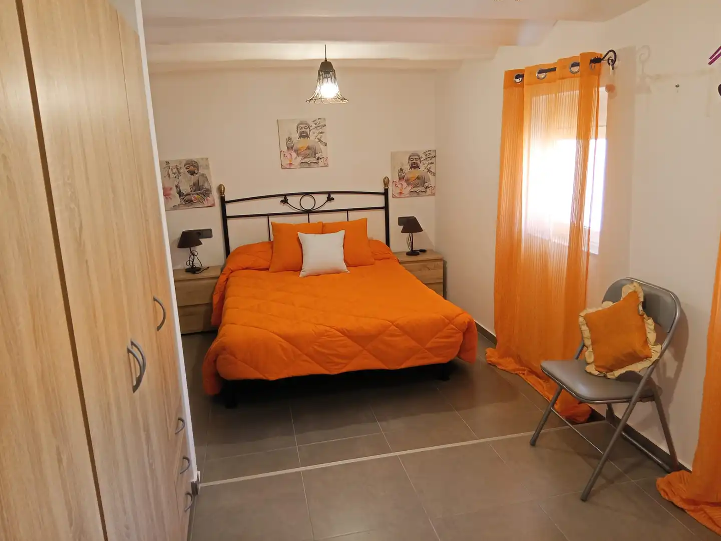 Bedroom of Houses for sale in Calles  with Furnished, Oven and Washing machine