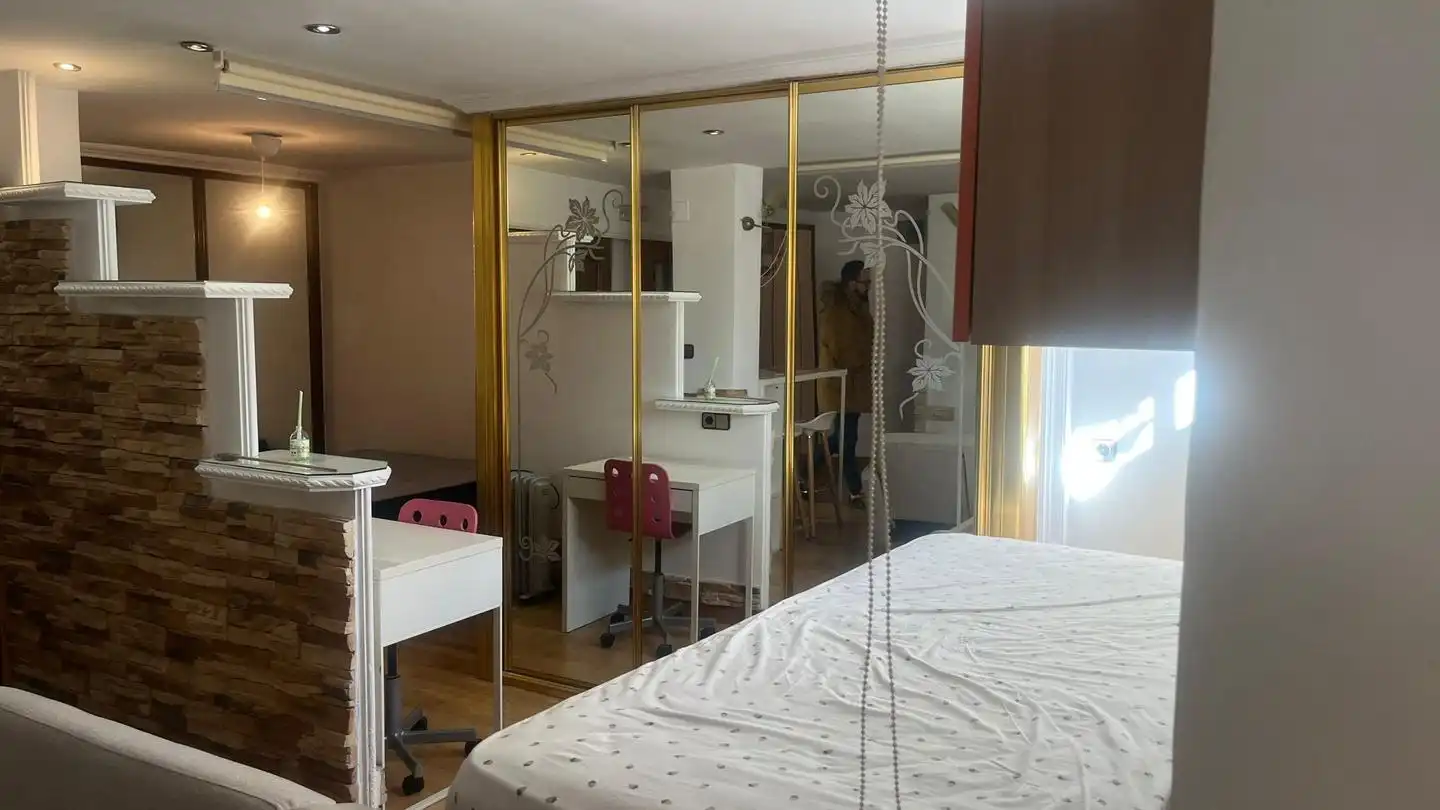 Habitación de Piso en venta en Madrid con Aire acondicionado