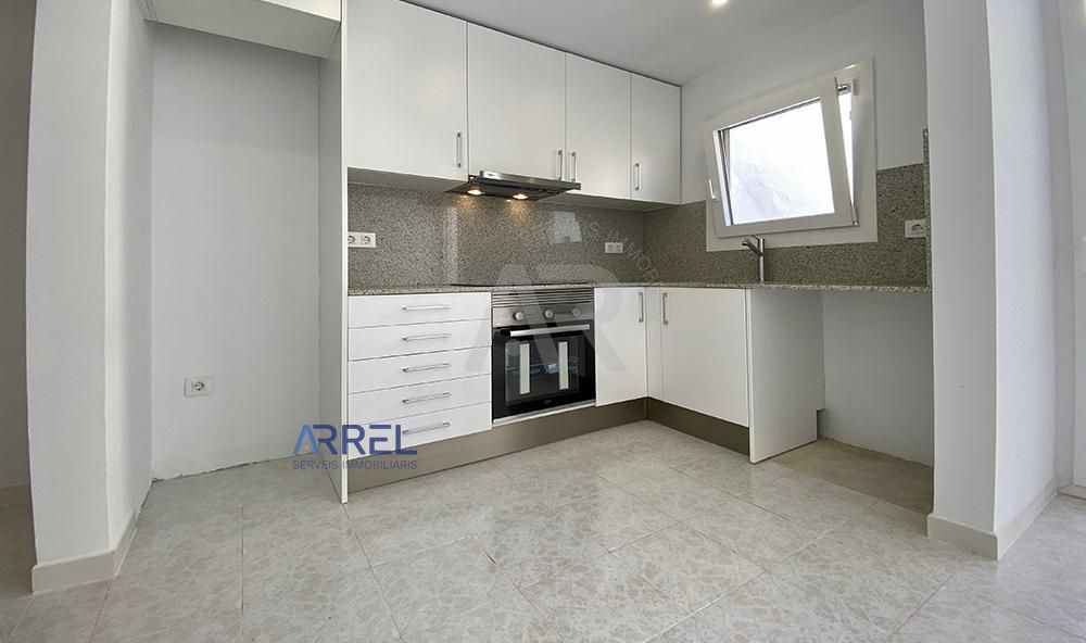 Cuina de Apartament en venda en Premià de Mar amb Jardí privat i Traster
