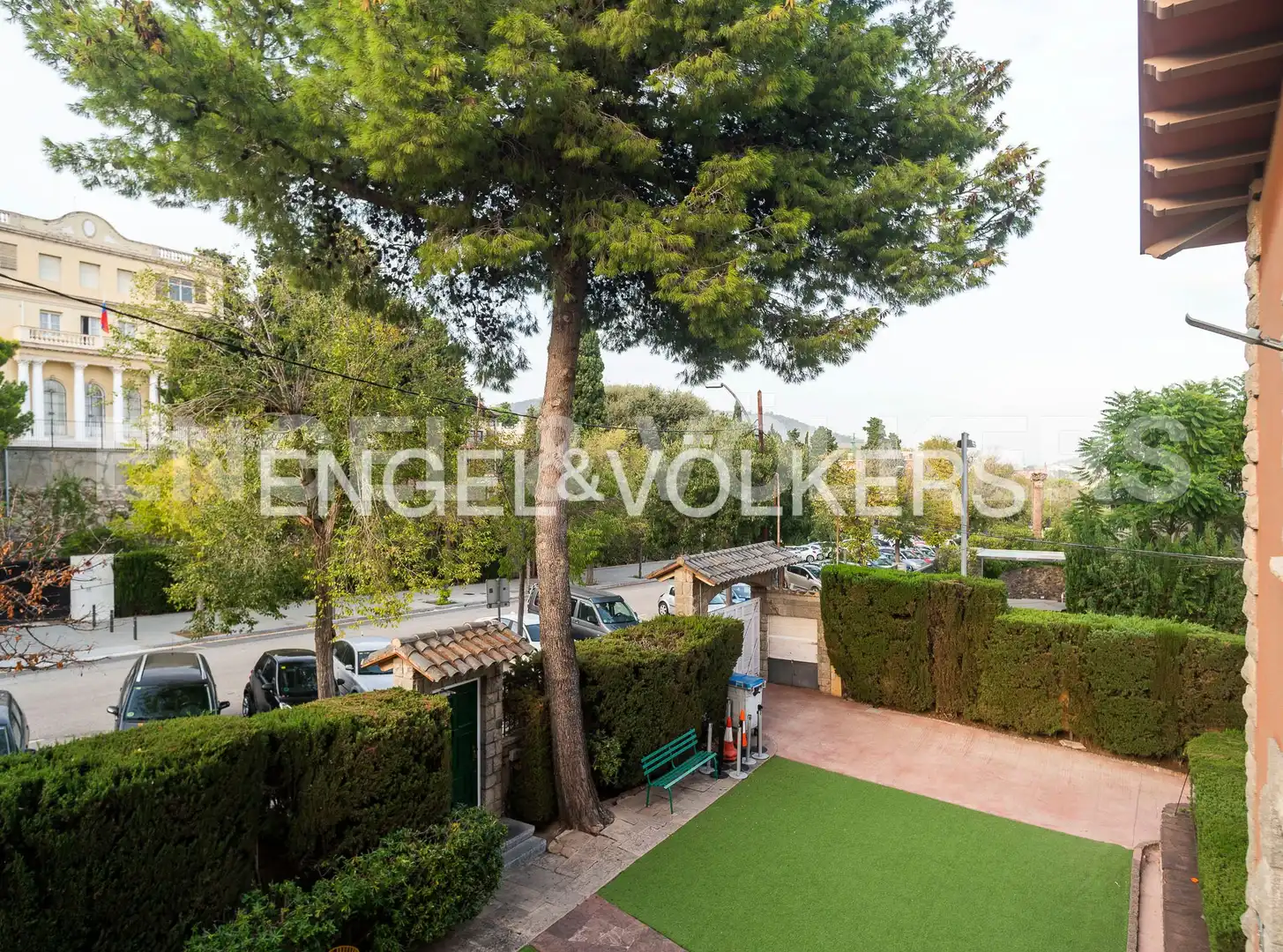 Terrassa de Casa o xalet en venda en Barcelona amb Calefacció, Jardí privat i Terrassa