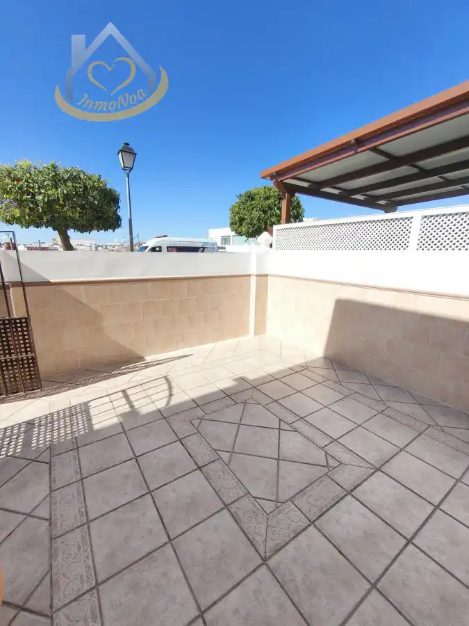 Casa adosada en venta en Lepe