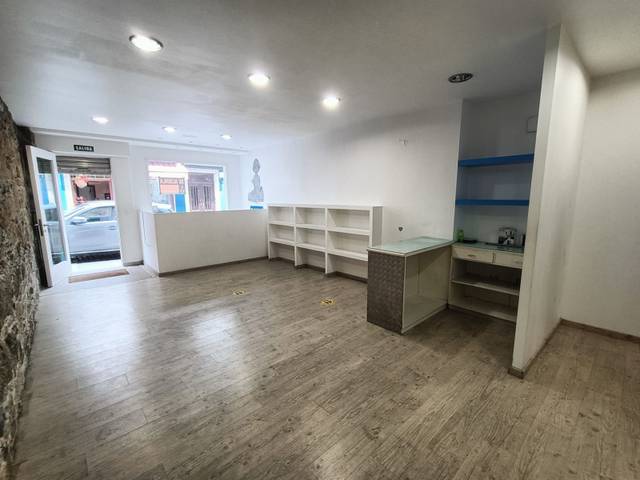 Local comercial en Alquiler en Centro
