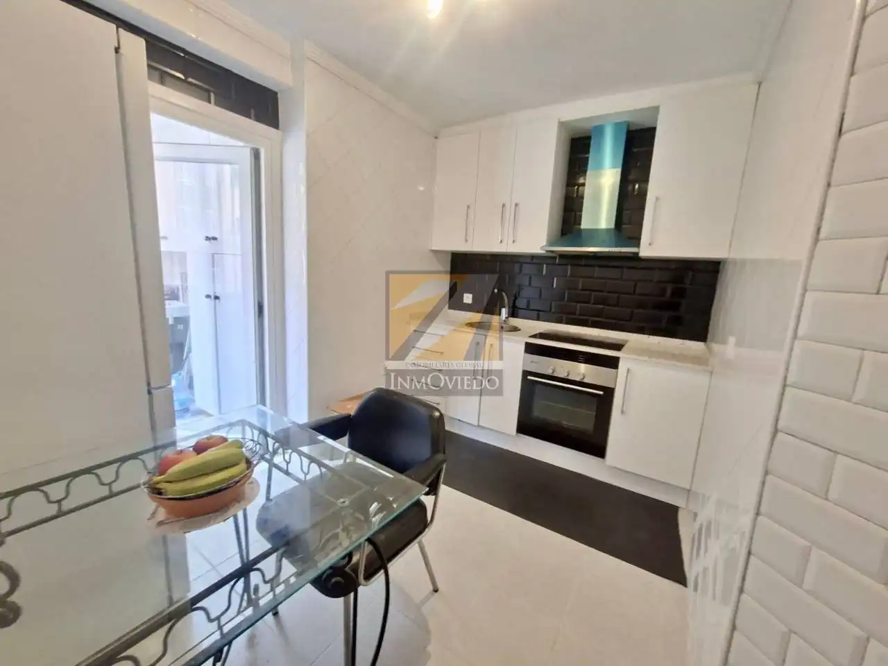 Kitchen of Flat for sale in Oviedo   with Heating, Terrace and Storage room