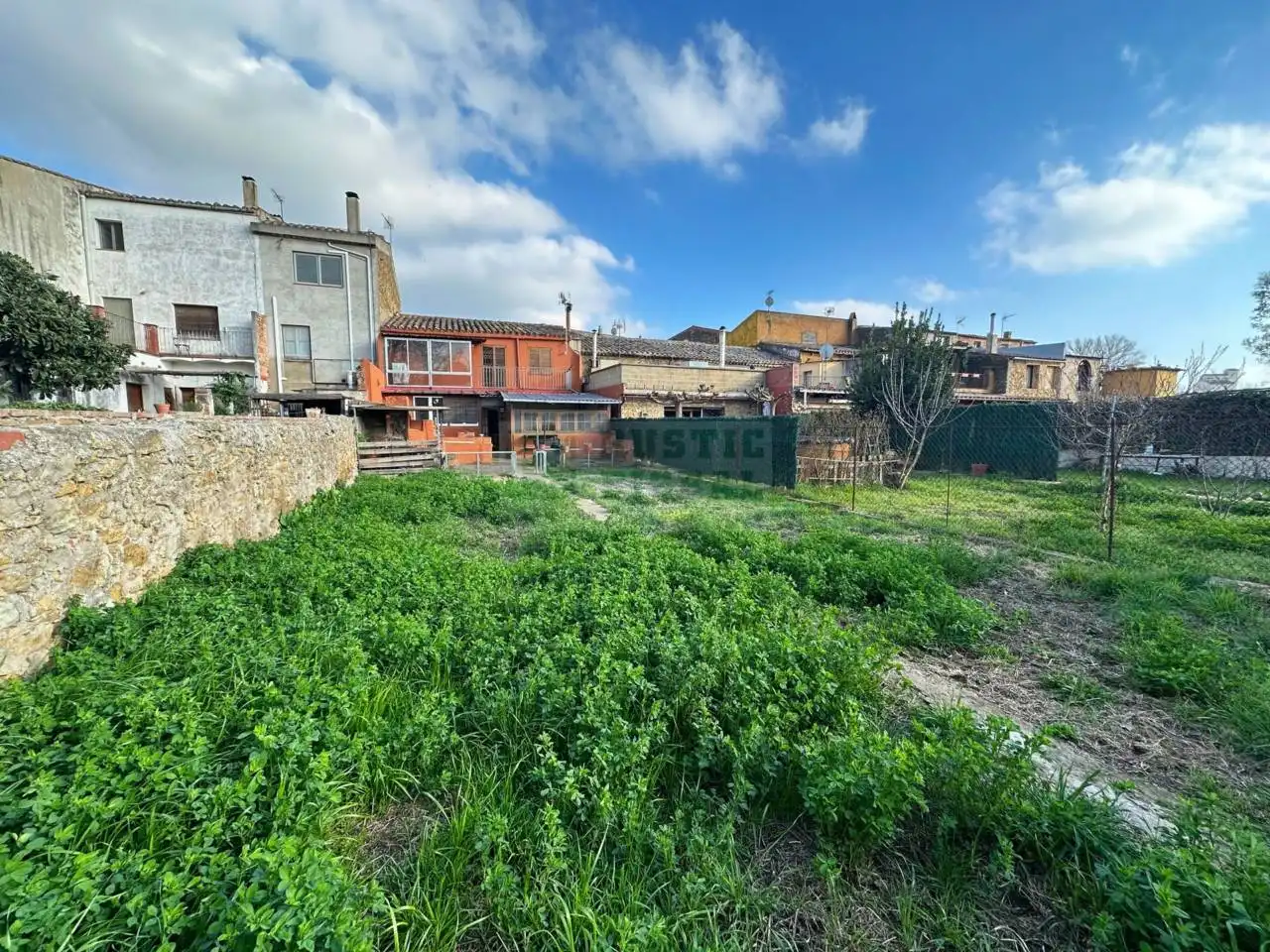 Country house zum Verkauf in La Bisbal d'Empordà