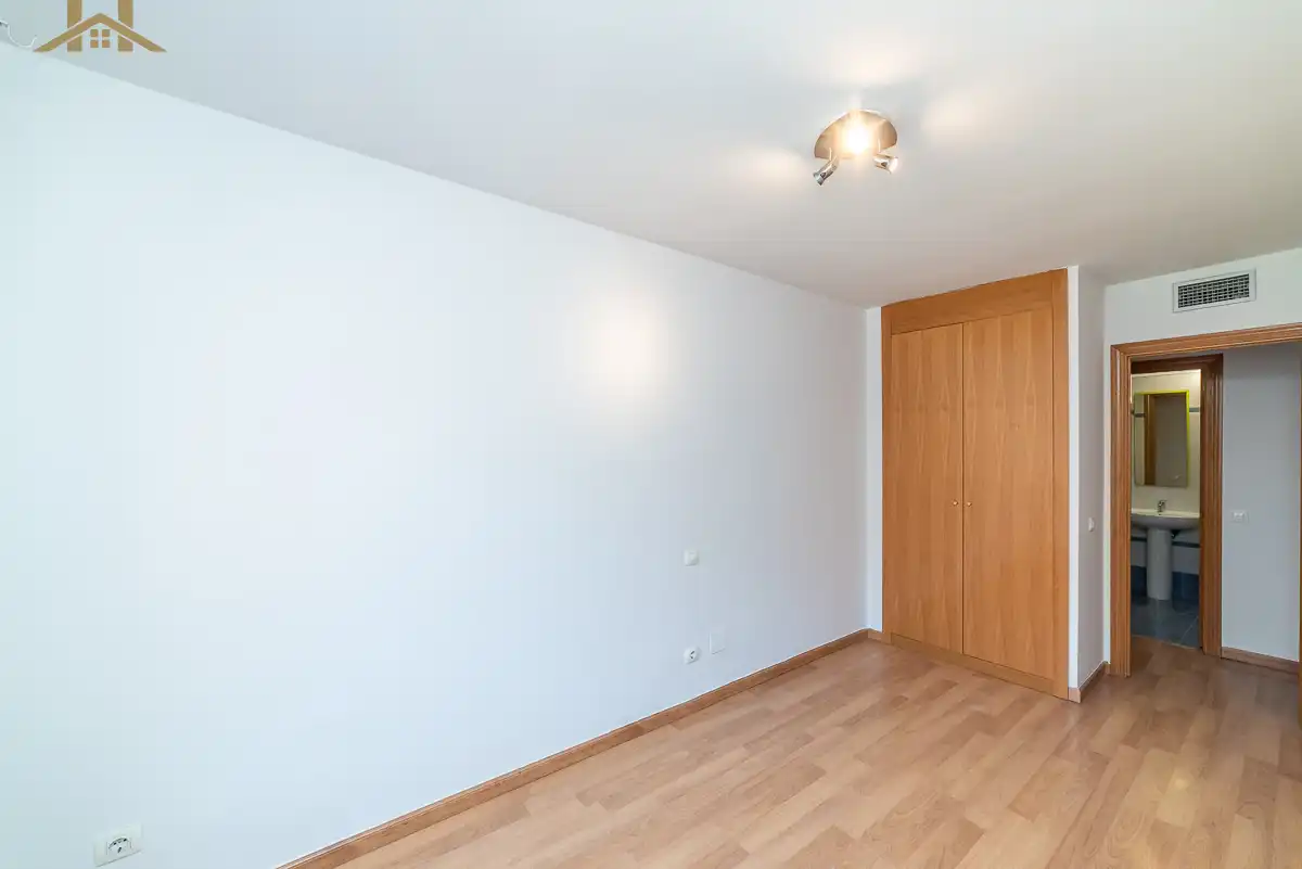 Bedroom of Flat for sale in Leganés  with Heating, Storage room and Community pool