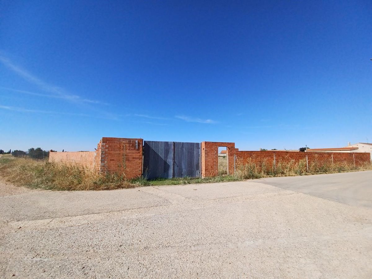 Residential for sale in Casas de los Pinos