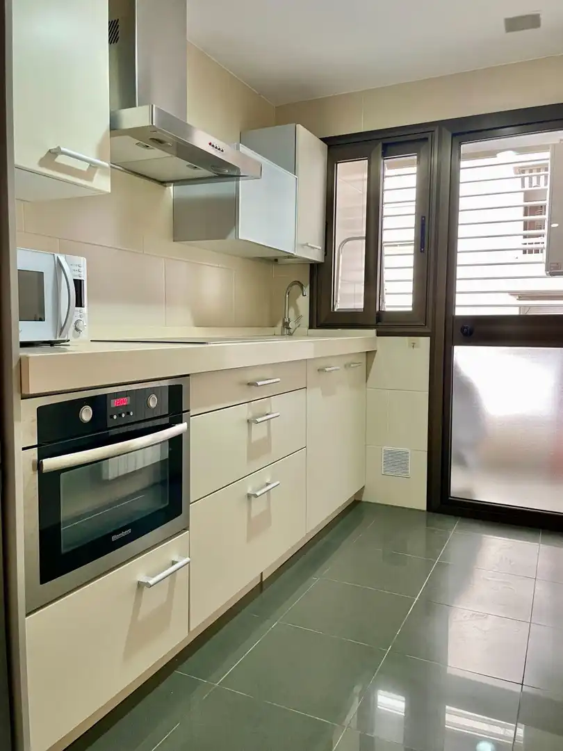 Cuina de Pis en venda en Córdoba amb Aire condicionat, Calefacció i Parquet