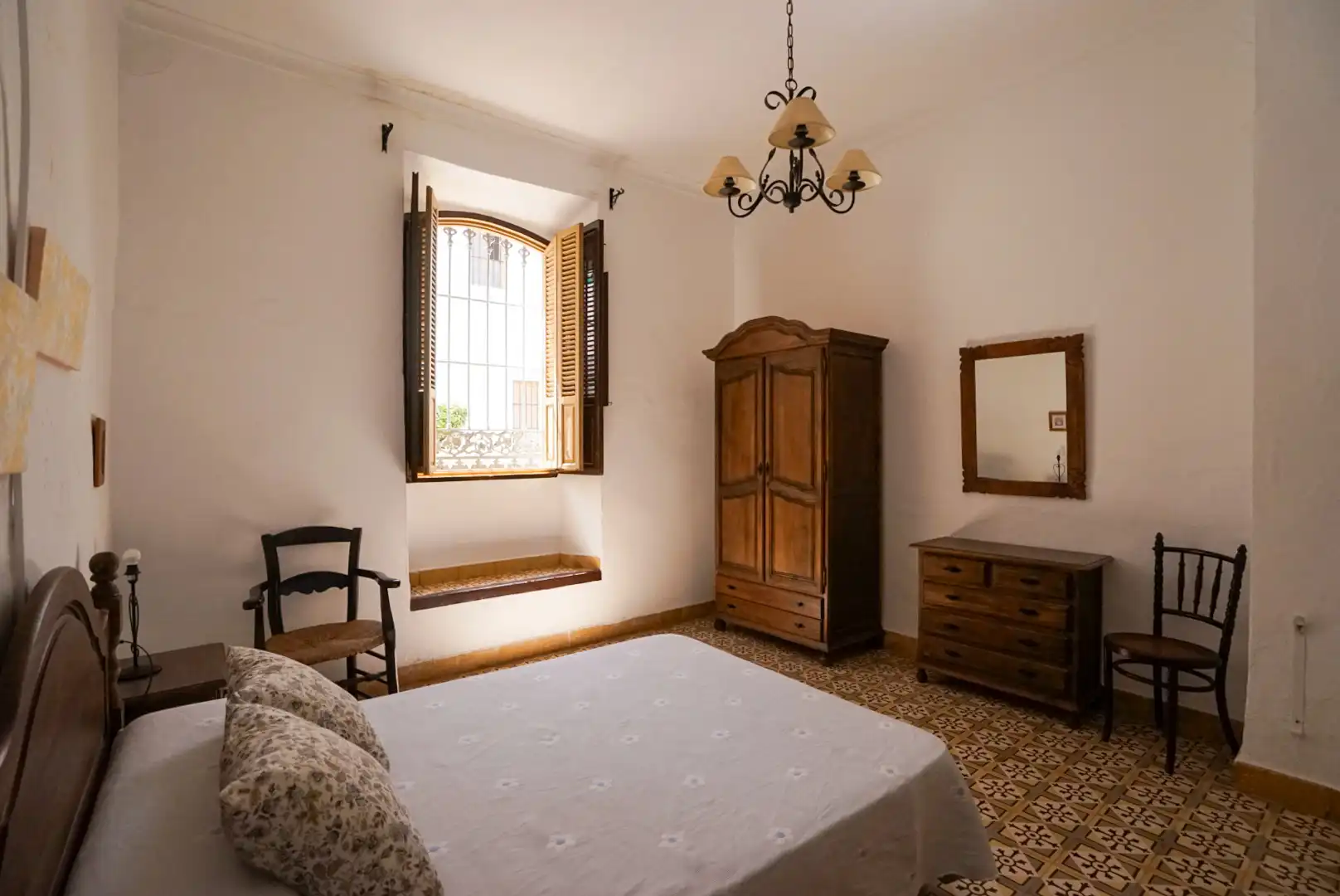 Habitación de Casa adosada en venta en Ardales con Aire acondicionado, Jardín privado y Trastero