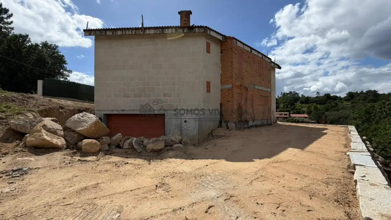 Chalet con jardín en venta en O Pereiro de Aguiar, imagen 4