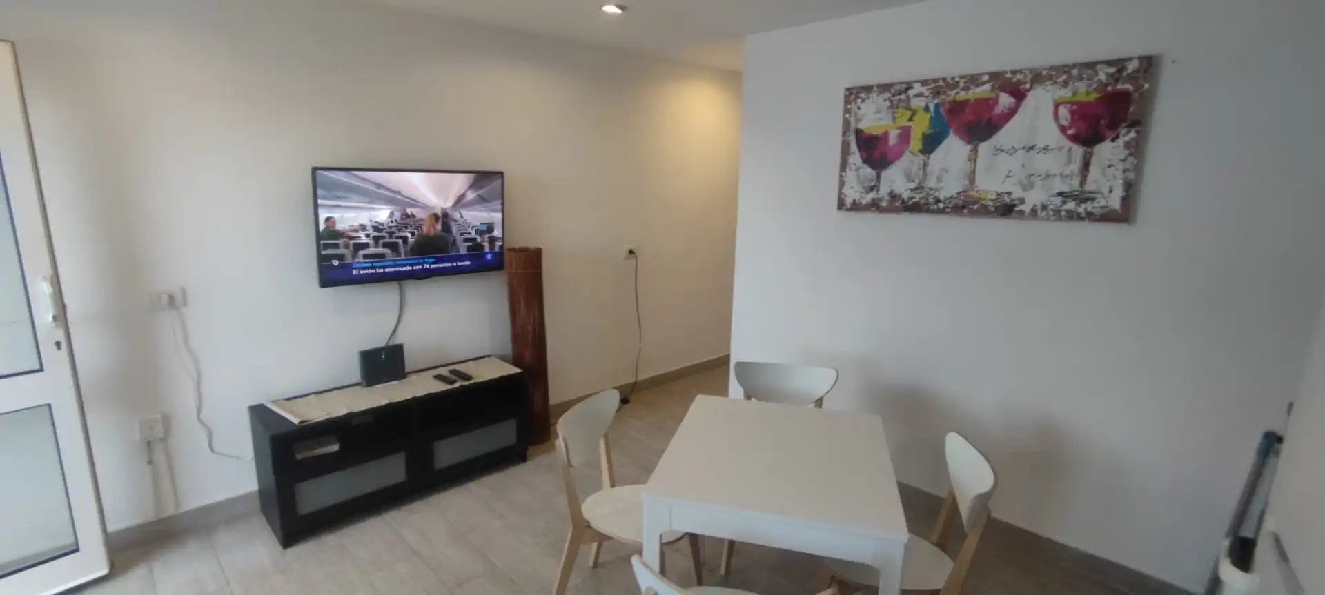 Menjador de Casa o xalet en venda en Arico amb Aire condicionat, Terrassa i Moblat
