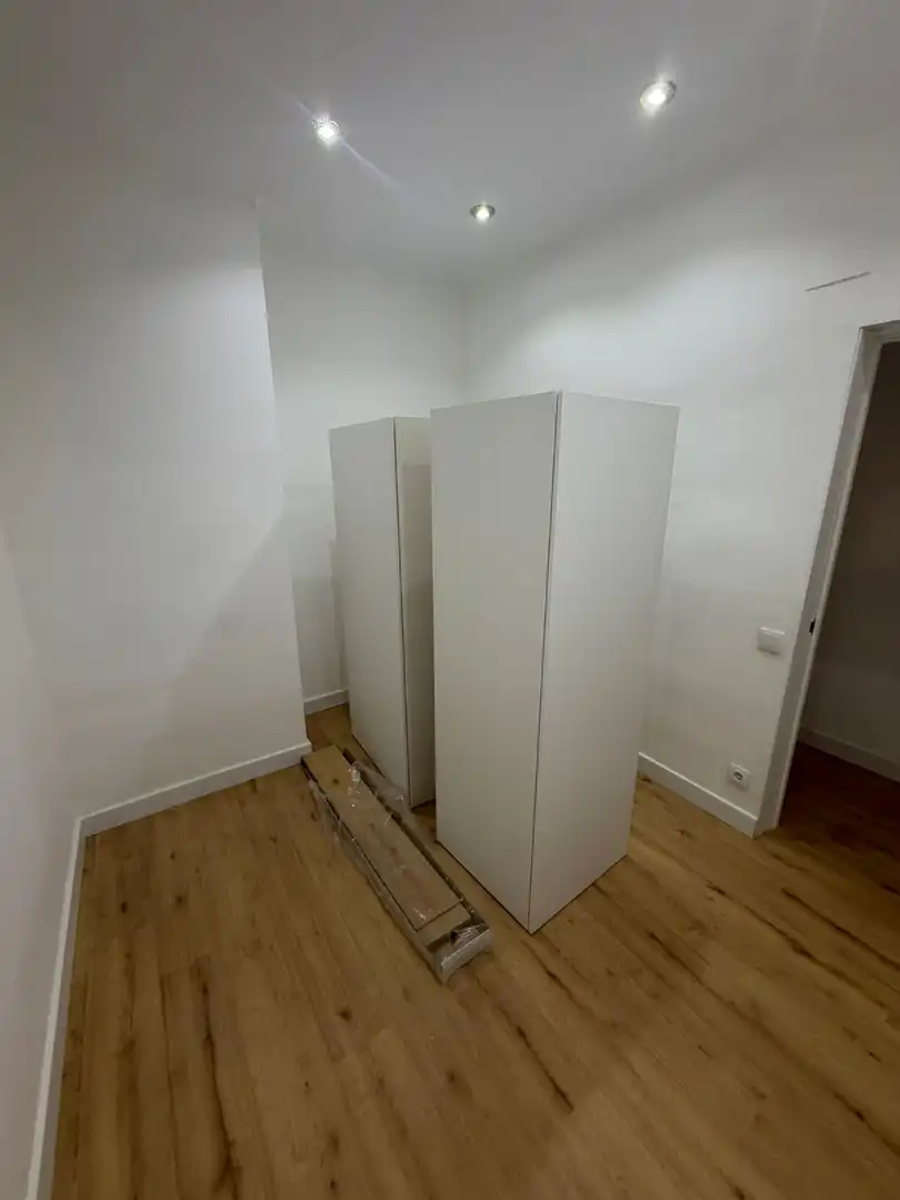 Flat for rent in Barcelona  with Air Conditioner