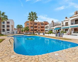 Piscina de Apartament en venda en Orihuela amb Aire condicionat, Calefacció i Terrassa