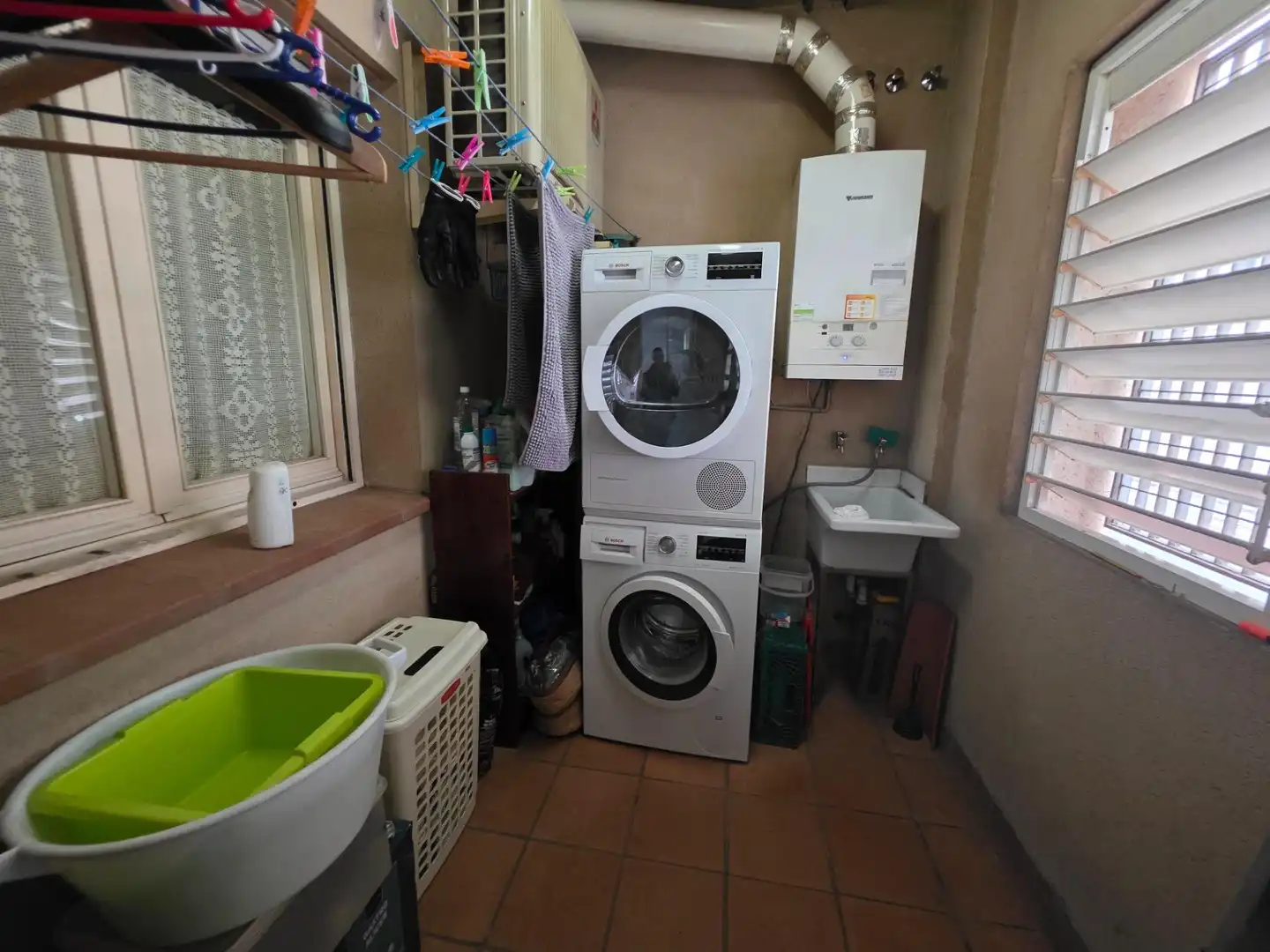 Kitchen of Ground floor for sale in Sabadell