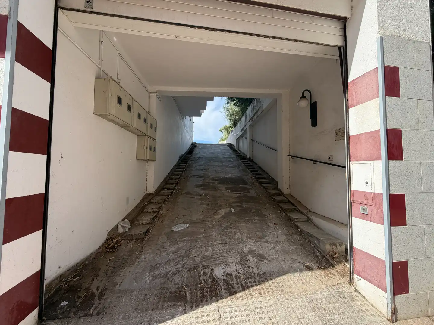 Parking of Apartments for sale in Roses  with Air Conditioner, Heating and Terrace