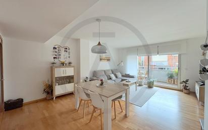 Living room of Flat for sale in Terrassa  with Air Conditioner, Heating and Parquet flooring