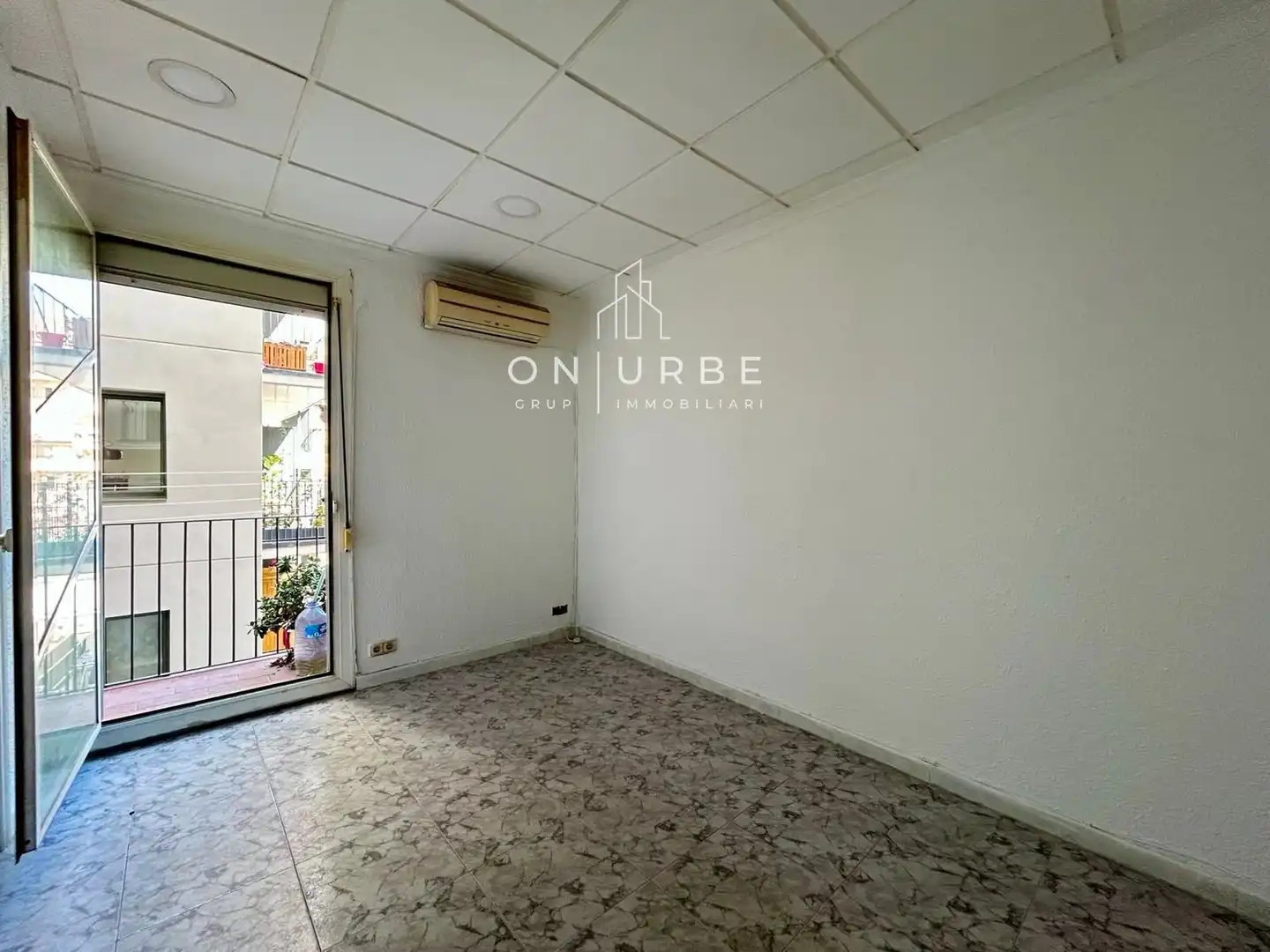 Piso en venta en Barcelona con Aire acondicionado y Terraza