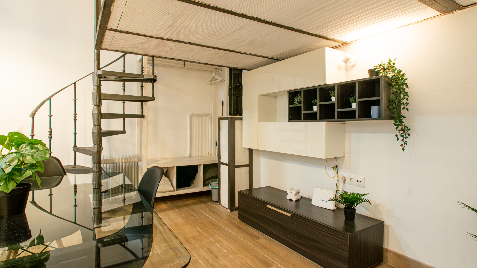 Sala d'estar de Pis en venda en  Madrid Capital amb Calefacció i Traster