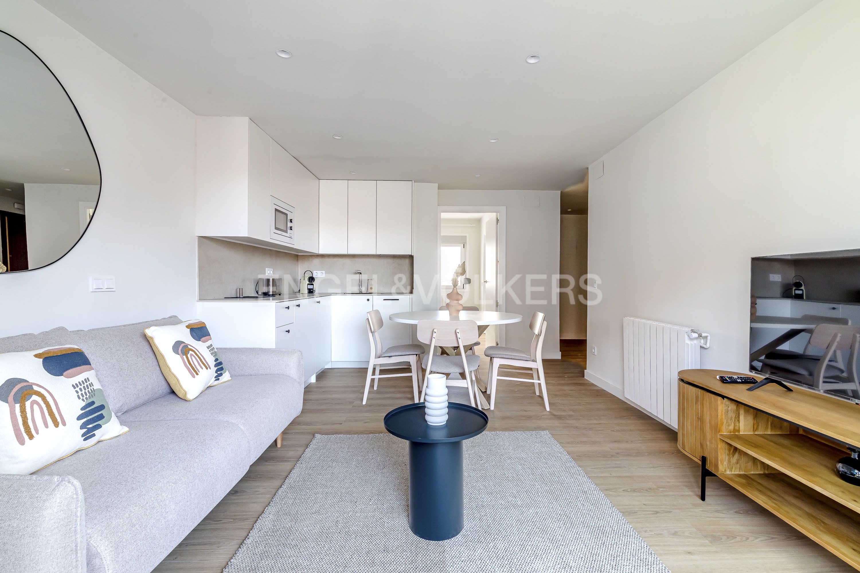 Sala de estar de Apartamento de alquiler en  Madrid Capital con Aire acondicionado, Calefacción y Terraza